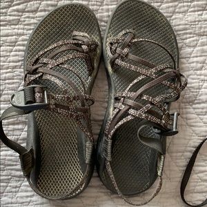 Triple strap chacos